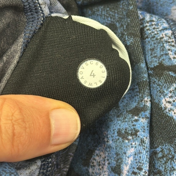 Lululemon Wunder Under Hi-Rise 7/8 Tight *25" Screen Camo Multi - Picture 4 of 4